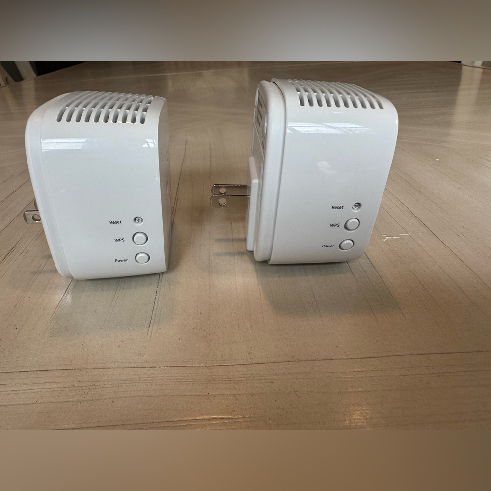 NETGEAR WiFi Mesh Range Extender (EX5000) -  w/ AC1200 Dual Band Signal Booster - Picture 10 of 13